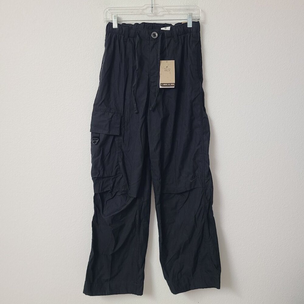 Nike Sportswear Tech Pack Cargo Pants FN2614-010 Size XS Black